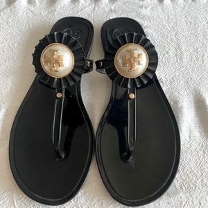 Tory Burch Pearl Rubber Flip Flops. Perfect condition.